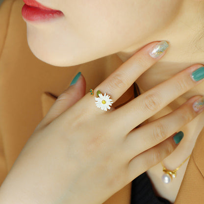 Adjustable Flower Enamel Ring: Daisy Charm