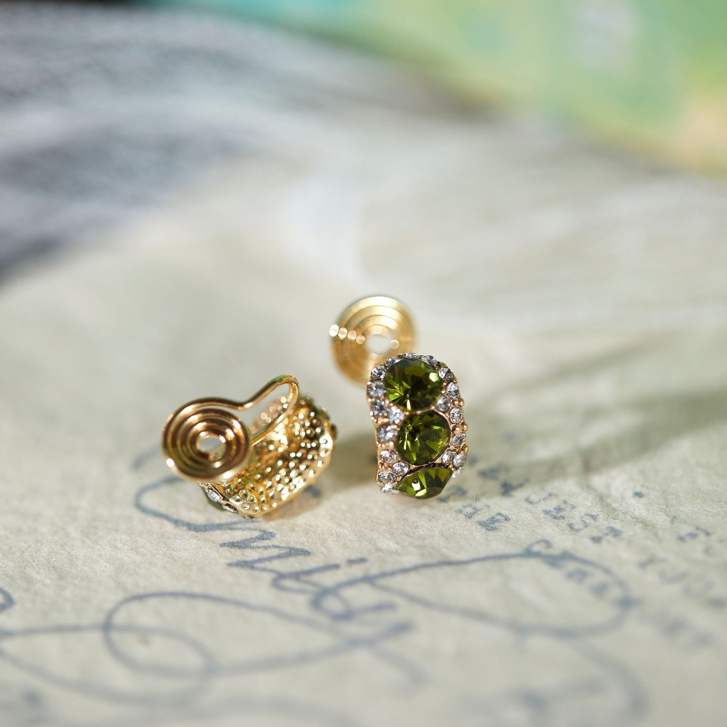 Retro Olive Green Zircon Stud Earrings