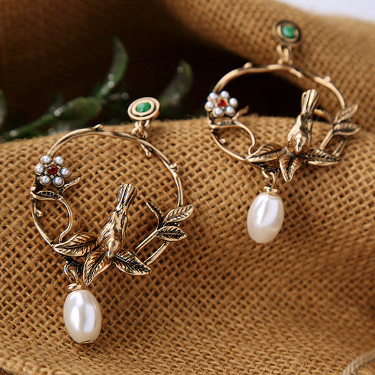 Vintage Pearl Flower Earrings: Elegant Charm