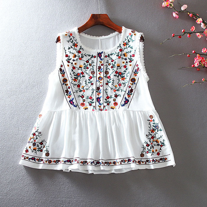 Loose Retro Embroidery Floral Top