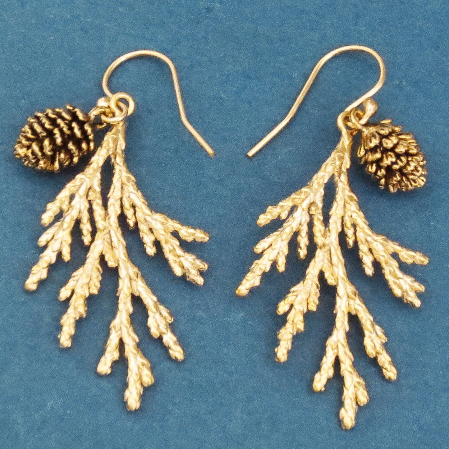 Leaf-Shaped Earrings: Ethnic Style Elegance